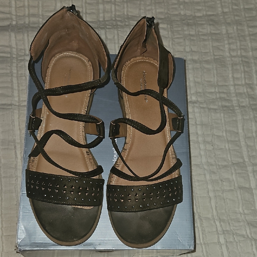 Cloudwalkers Olive Strappy Sandals 11W